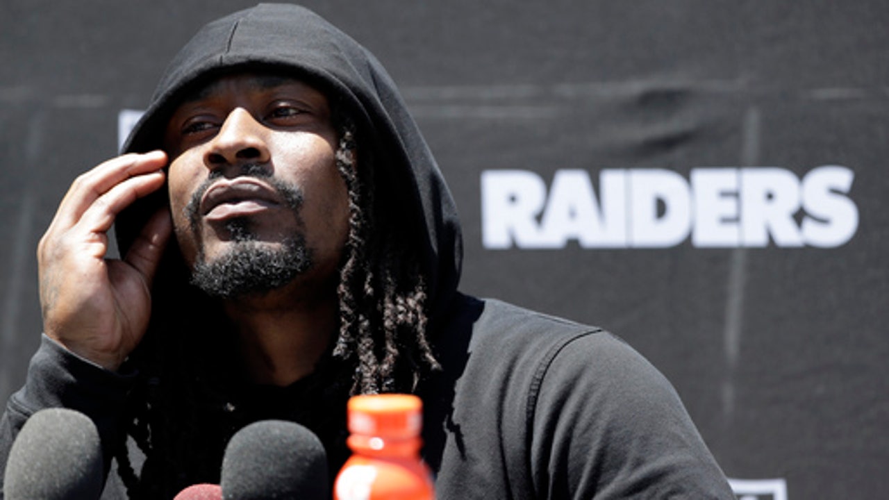 Lynch decided on comeback after Raiders announced move